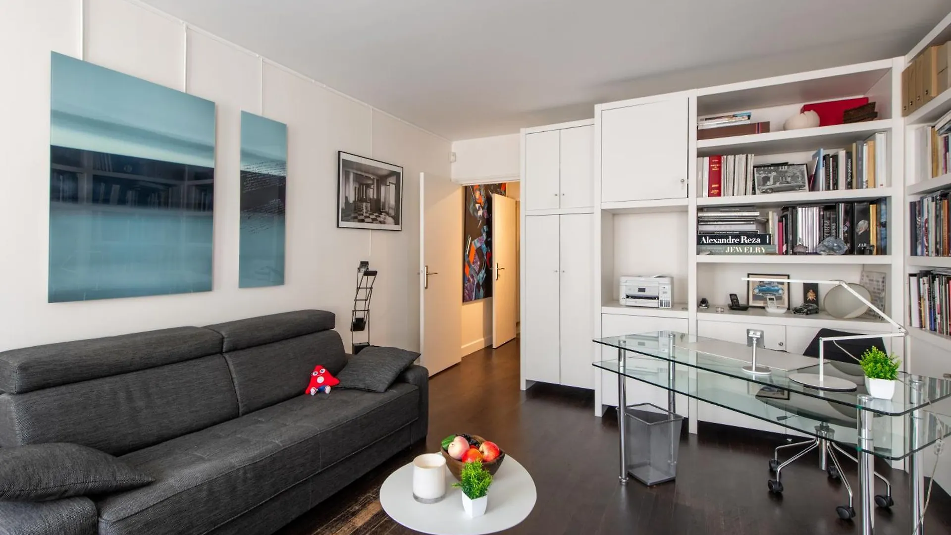Charming 4 Guests At Galeries Lafayette And Printemps 9Th Ard With Air Conditioning Apartment Paris